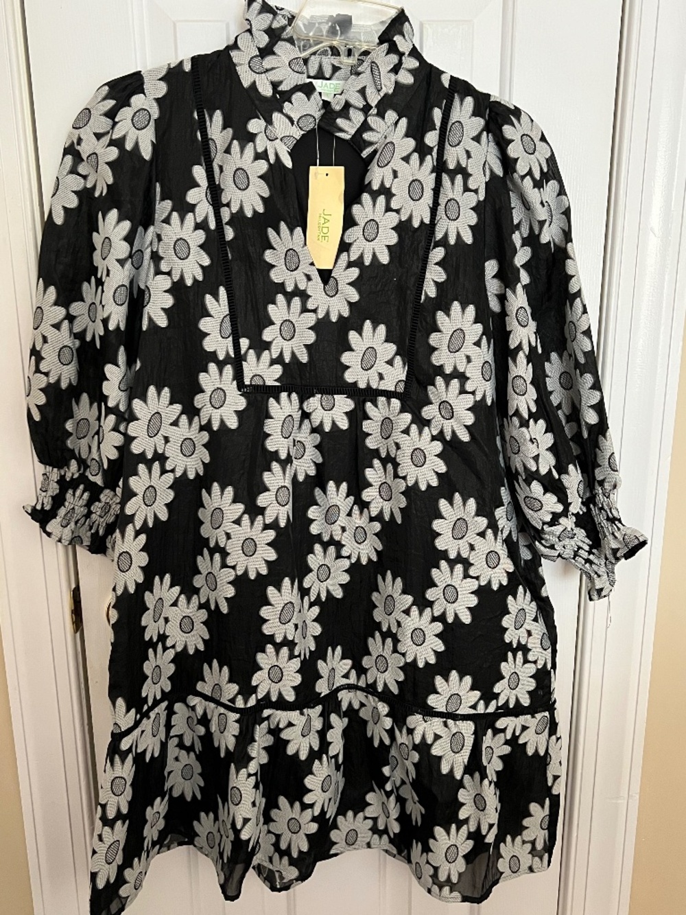 NWT JADE DRESS SIZE LARGE